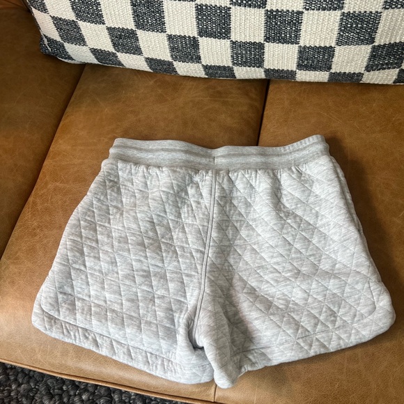 Marine Layer Shorts Brans New size S - Picture 2 of 4